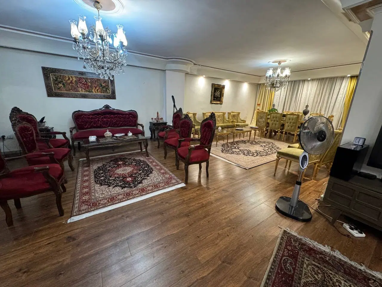 آپارتمان تک واحدی ۱۳۰ متر خوش نقشه