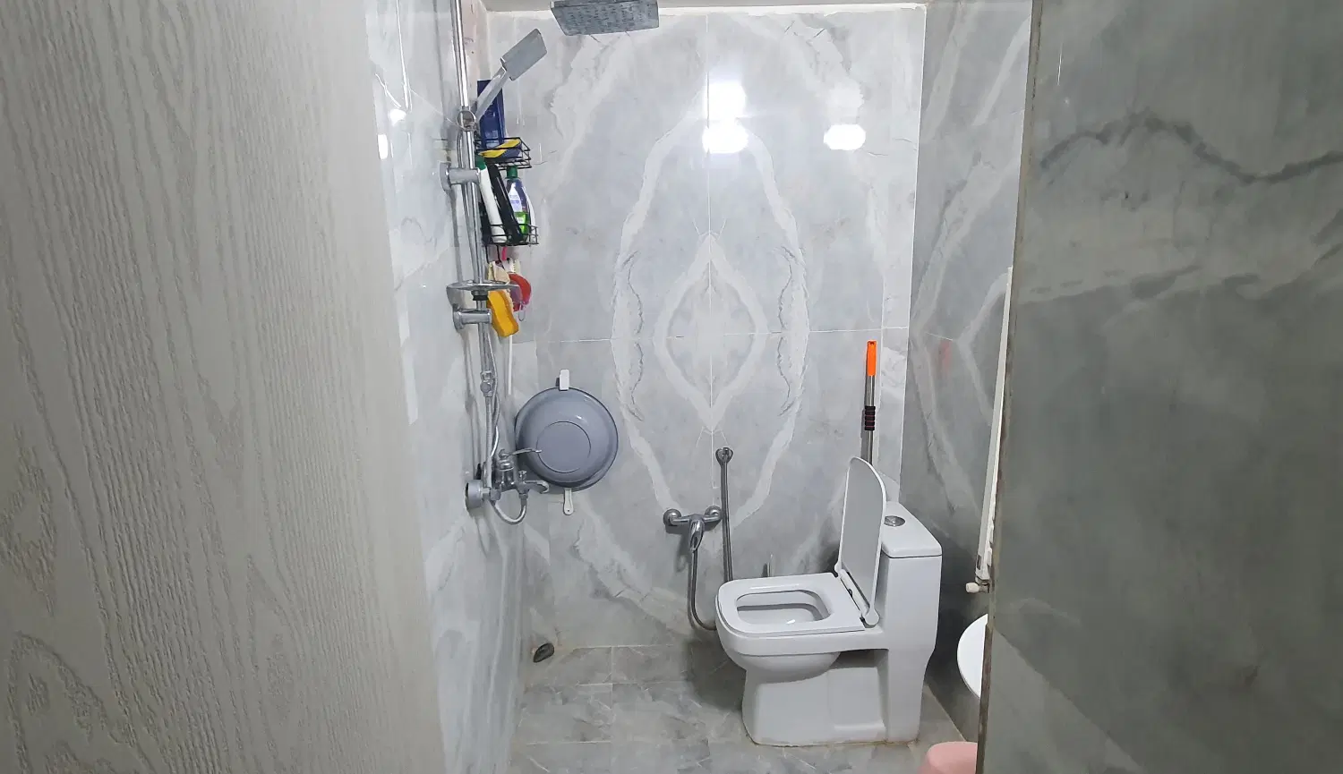 آپارتمان ۱۰۷ متری دو خواب