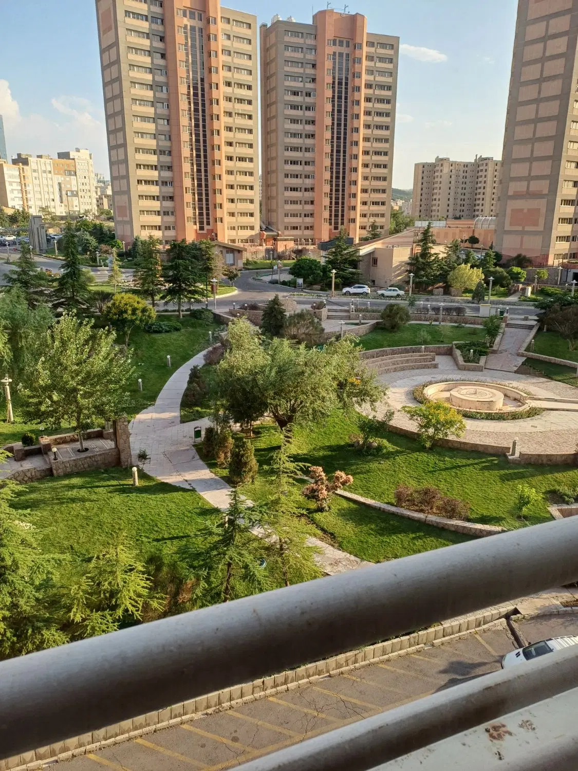 رهن و اجاره آسمان تبریز، ۱۱۵ متر