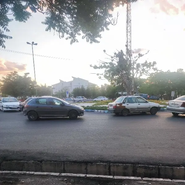 اجاره مغازه 30 متری نبش میدان