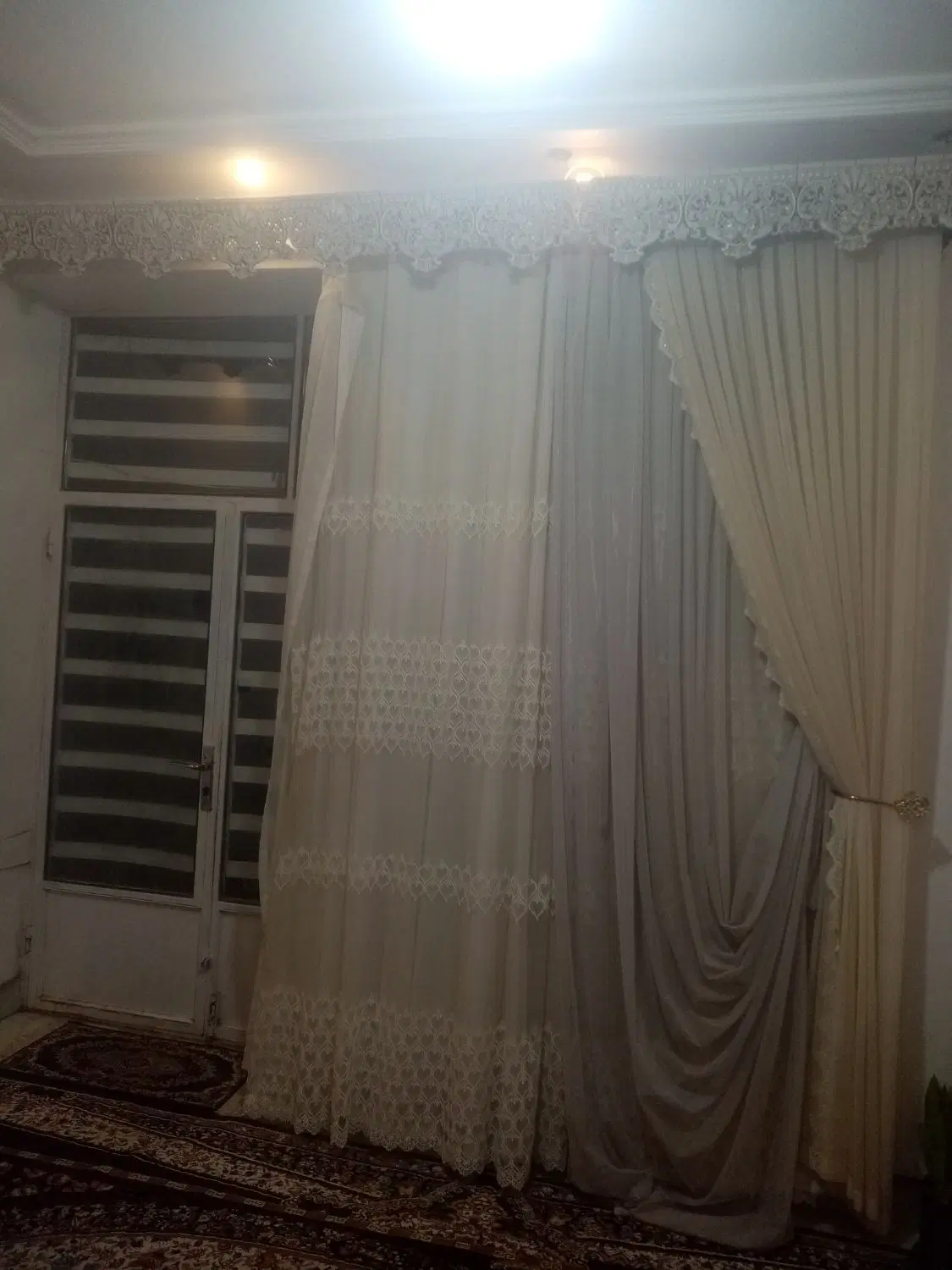 110متر ساختمان نوساز روح آباد