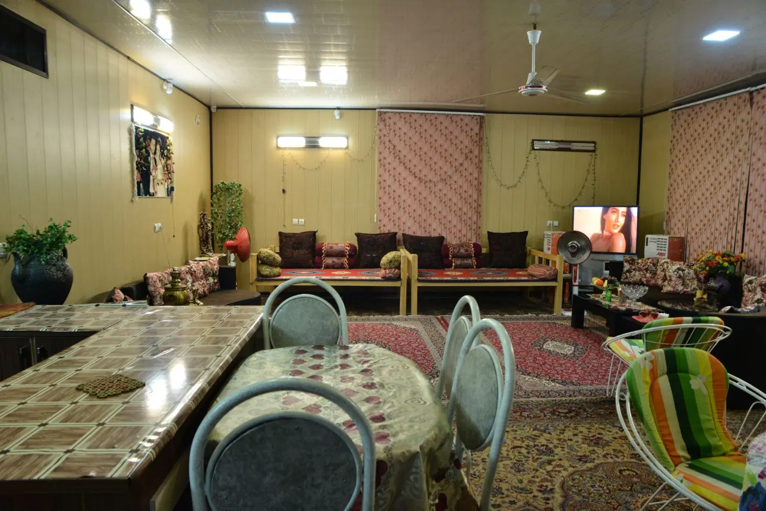 باغ سنددار 1500متری