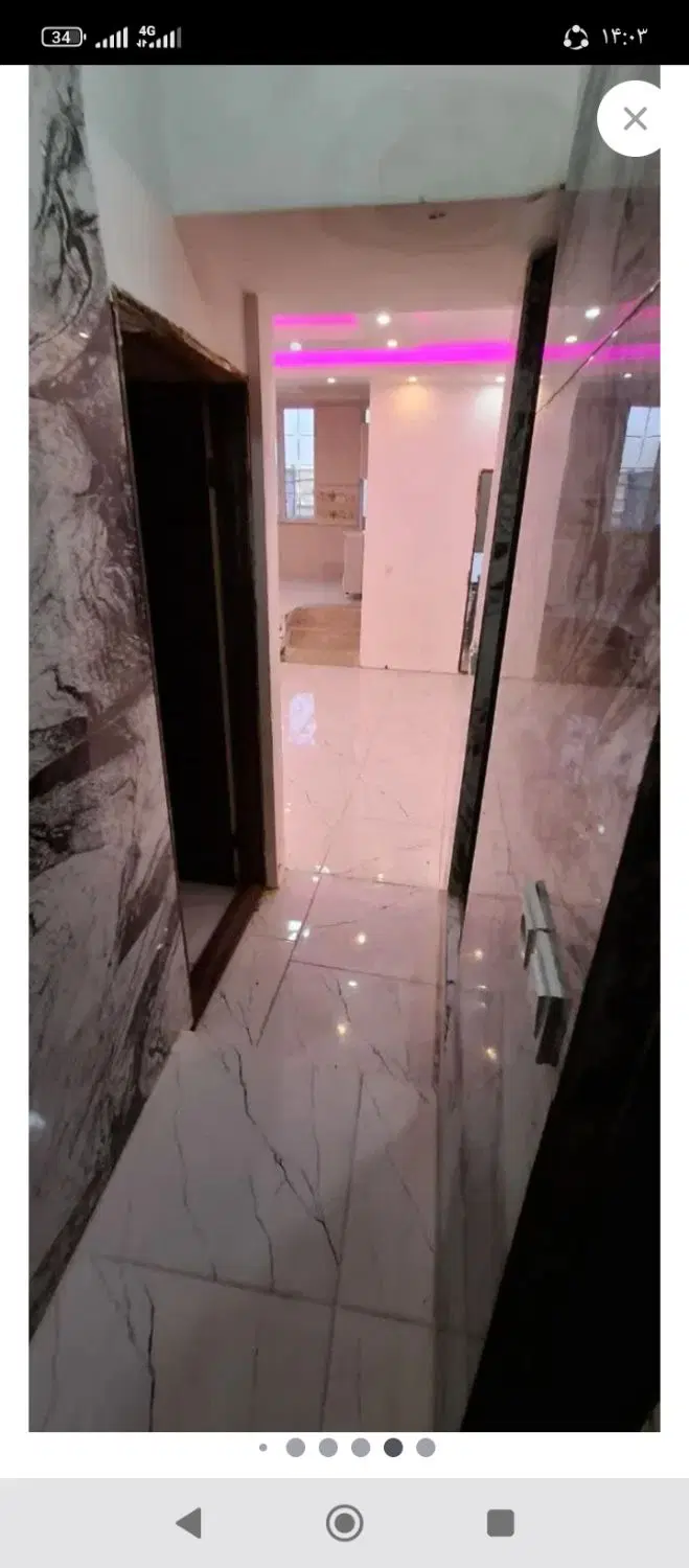 طبقه اول باپارکینگ