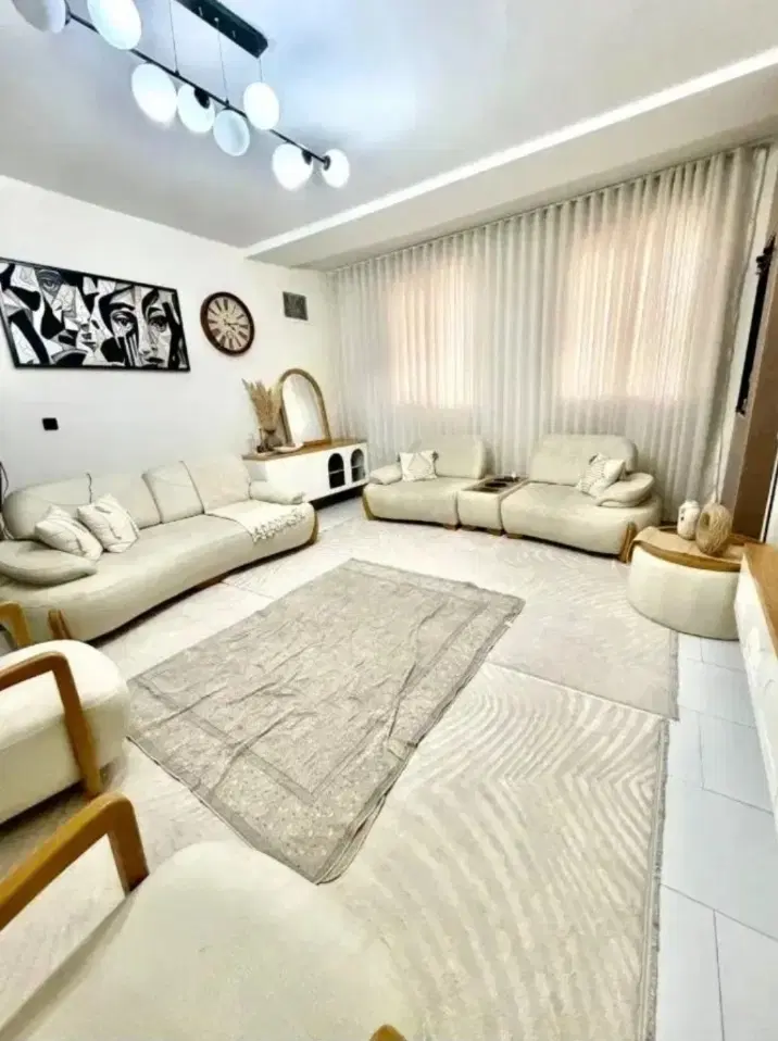 ۸۲متردوخوابه باقیمت استثنایی