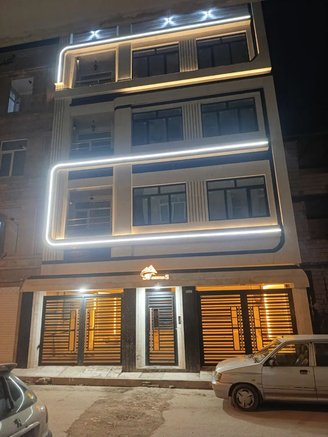 زمین منزل آباد