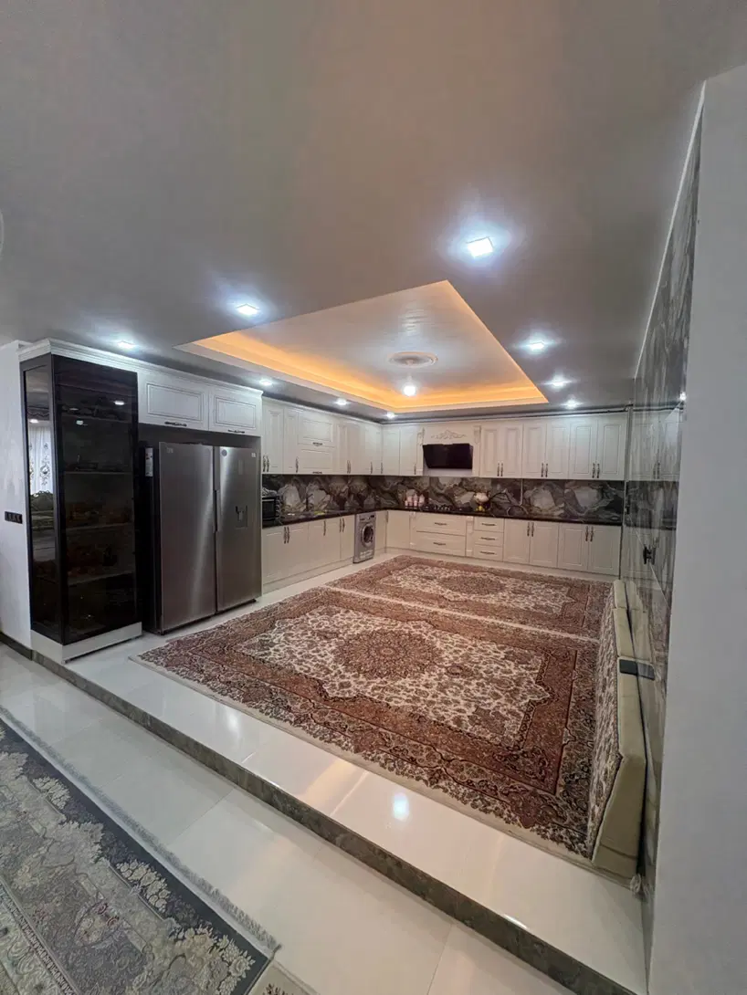۳۰۳متر مربع ساختمان دربستی