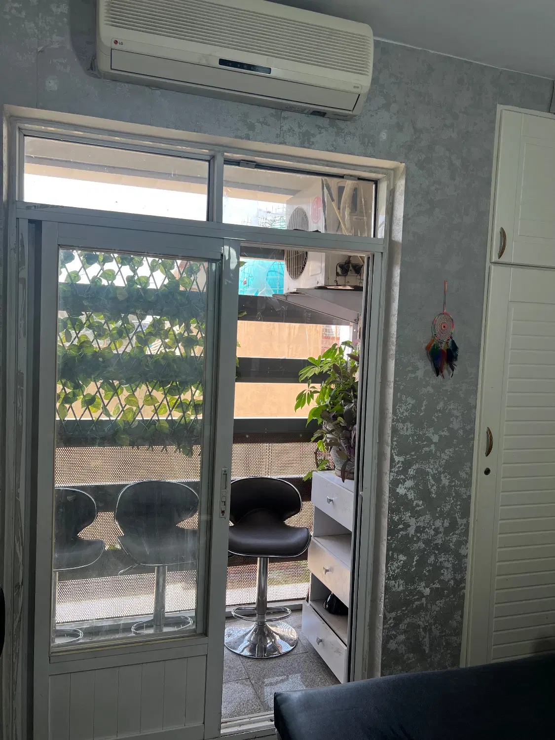 اجاره میز ناخن و‌اجاره اتاق ۱۴ متری مستر