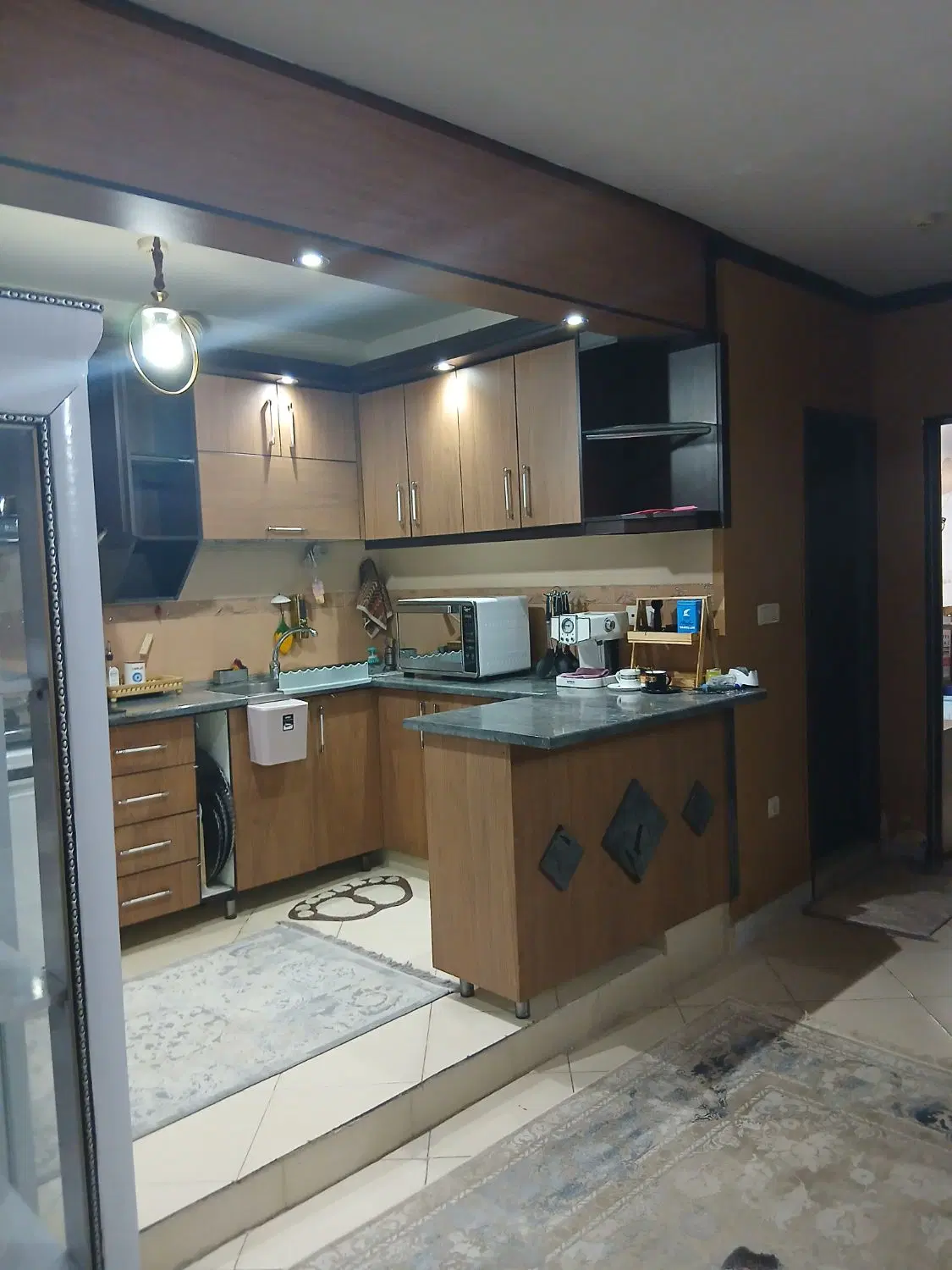 85 متری امیریه ۳۷
