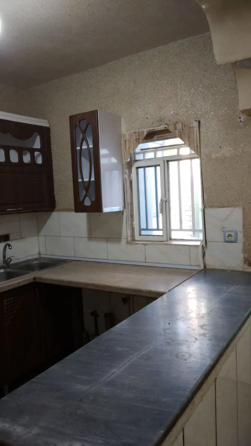خانه 75 متری دو خوابه 150جلو ماهی 5 تومن