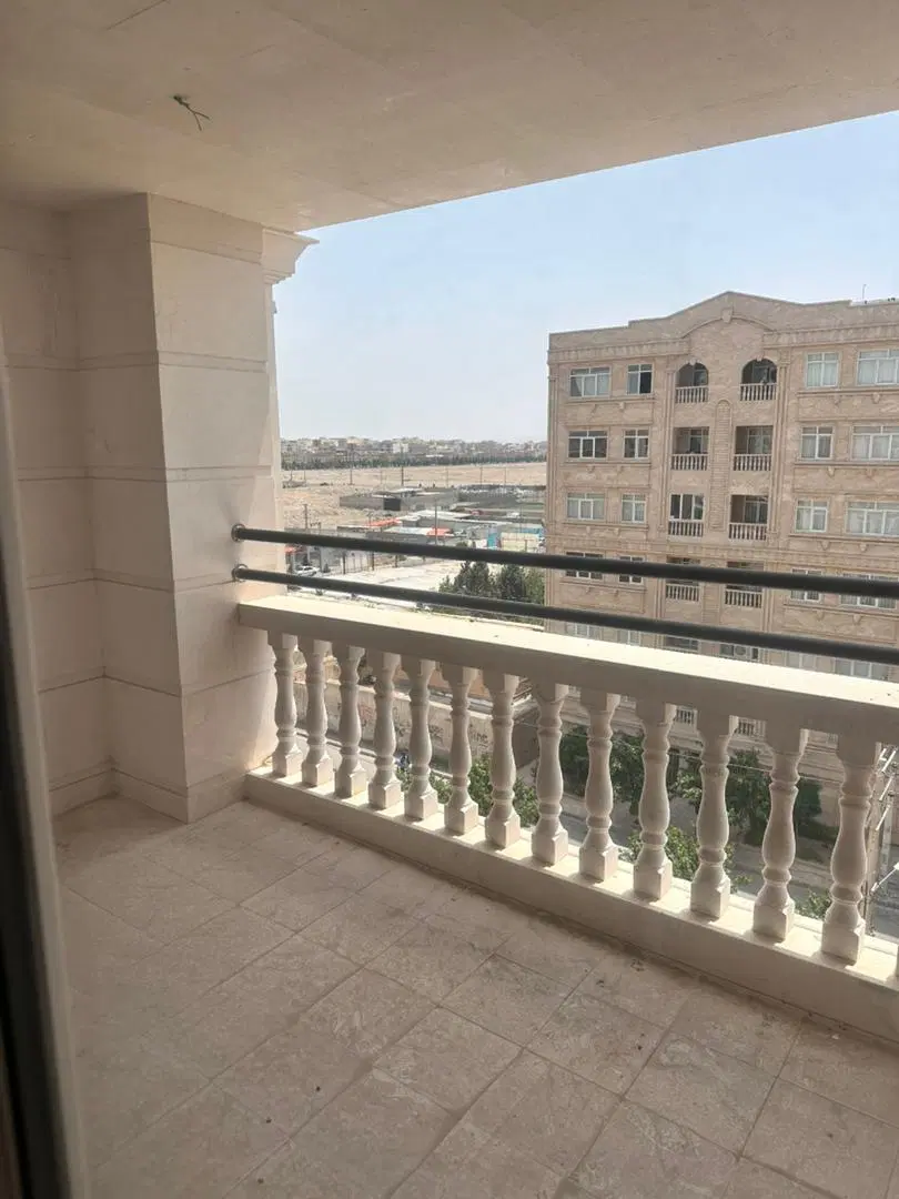 850 متر ولنجک با جواز