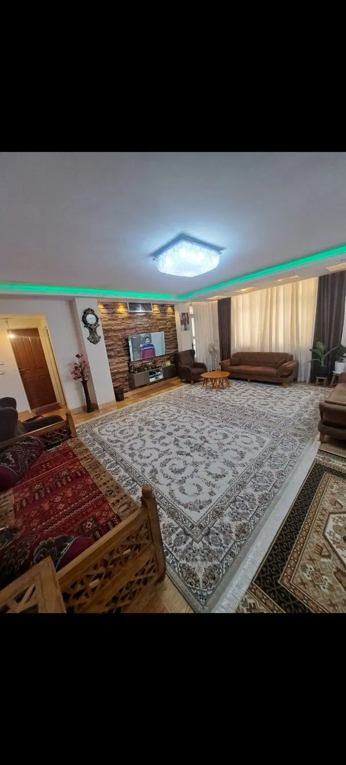 فروش واحد 2خواب _بازسازی شده شیک_تخلیه