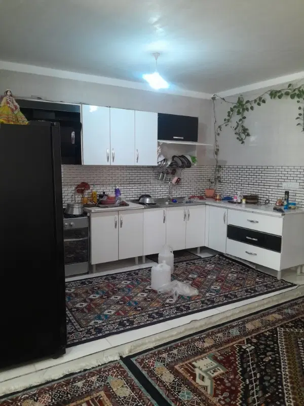 منزل اجاره ای واقع در کرونی