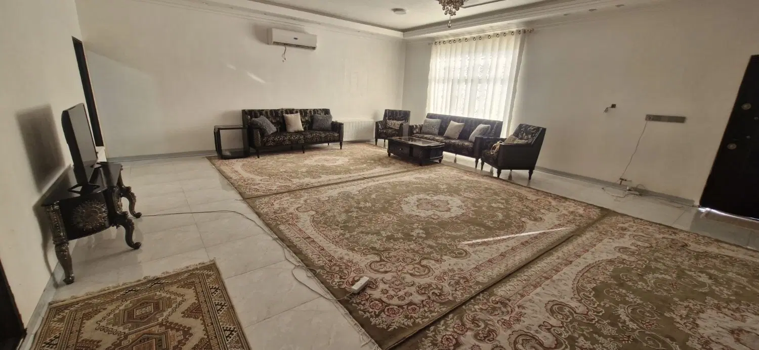 باغچه فروشی