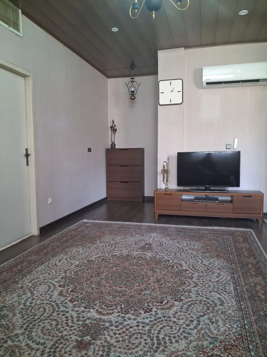 ۶۲ متر در عظیمیه
