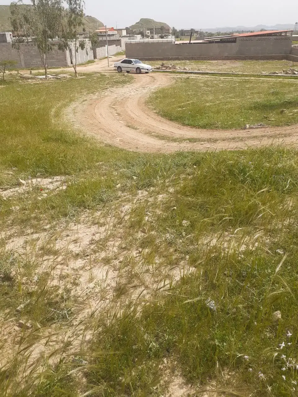 زمین مسکونی