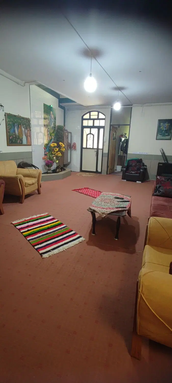 خانه ویلایی دو طبقه شهرک امام حسین