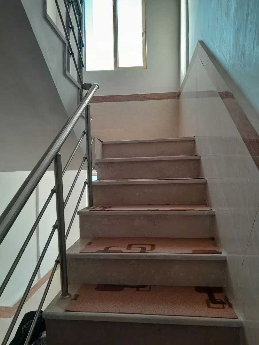 خانه چهار طبقه_ساخت با جواز و مهندسی میان آباد
