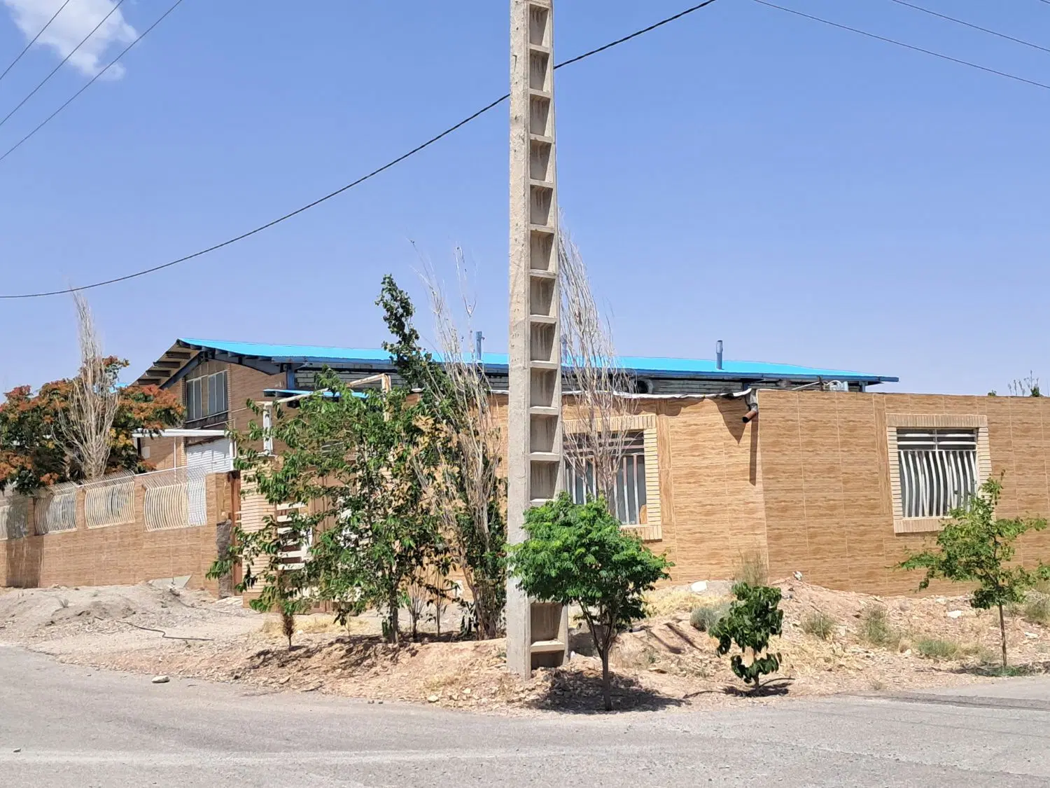 فروش کارخانه دارای‌سوله بهداشتی بزرگ ماهان