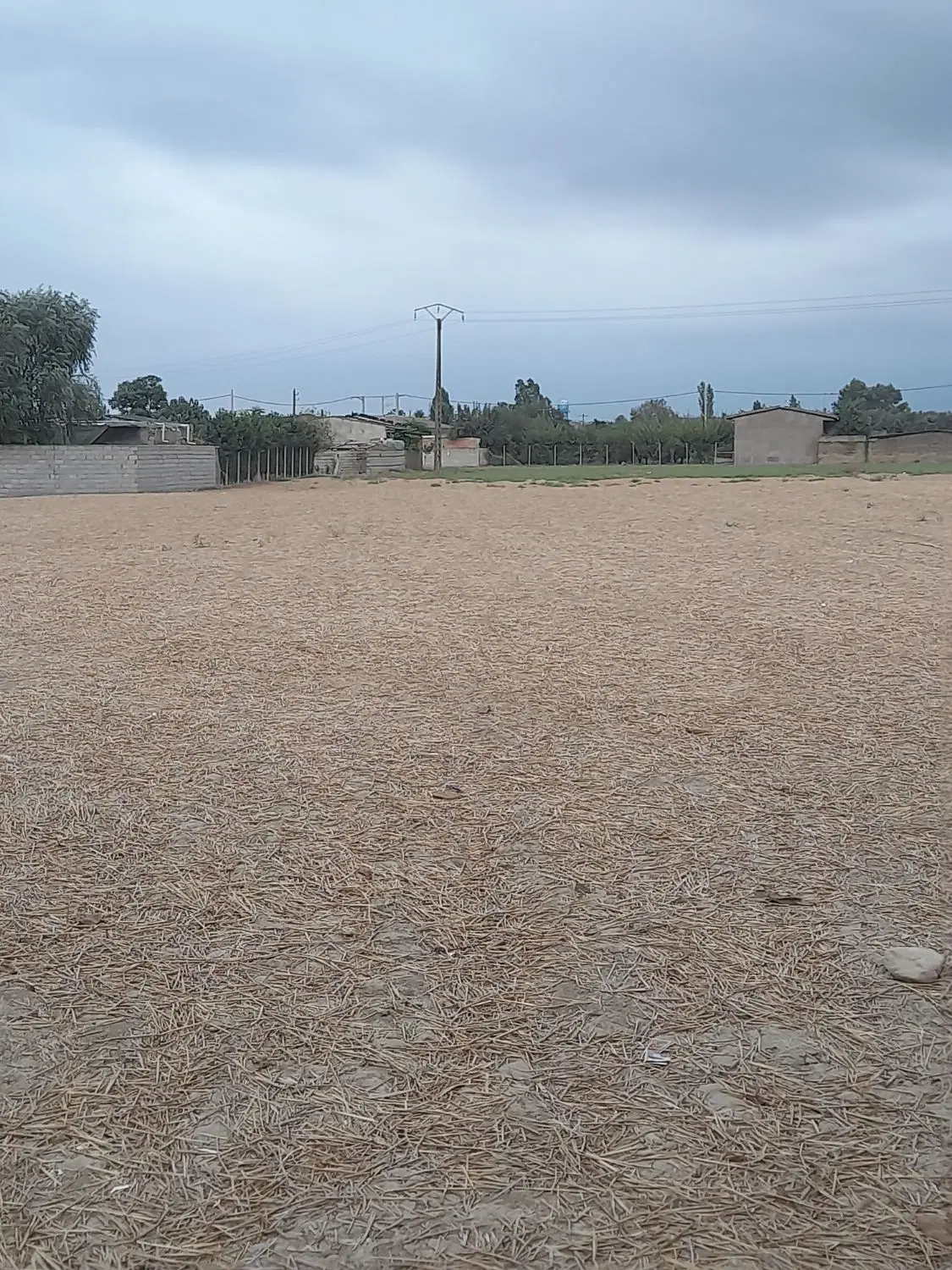 زمین به متراژ ۱۶۰۰متر روستای ابراهیم اباد