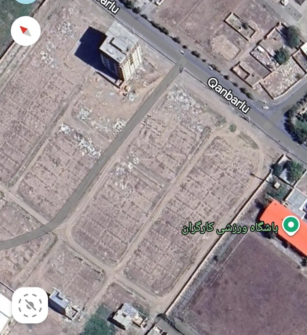 قطعه زمینی در پشت استخر کارگران.به قیمت توافقی