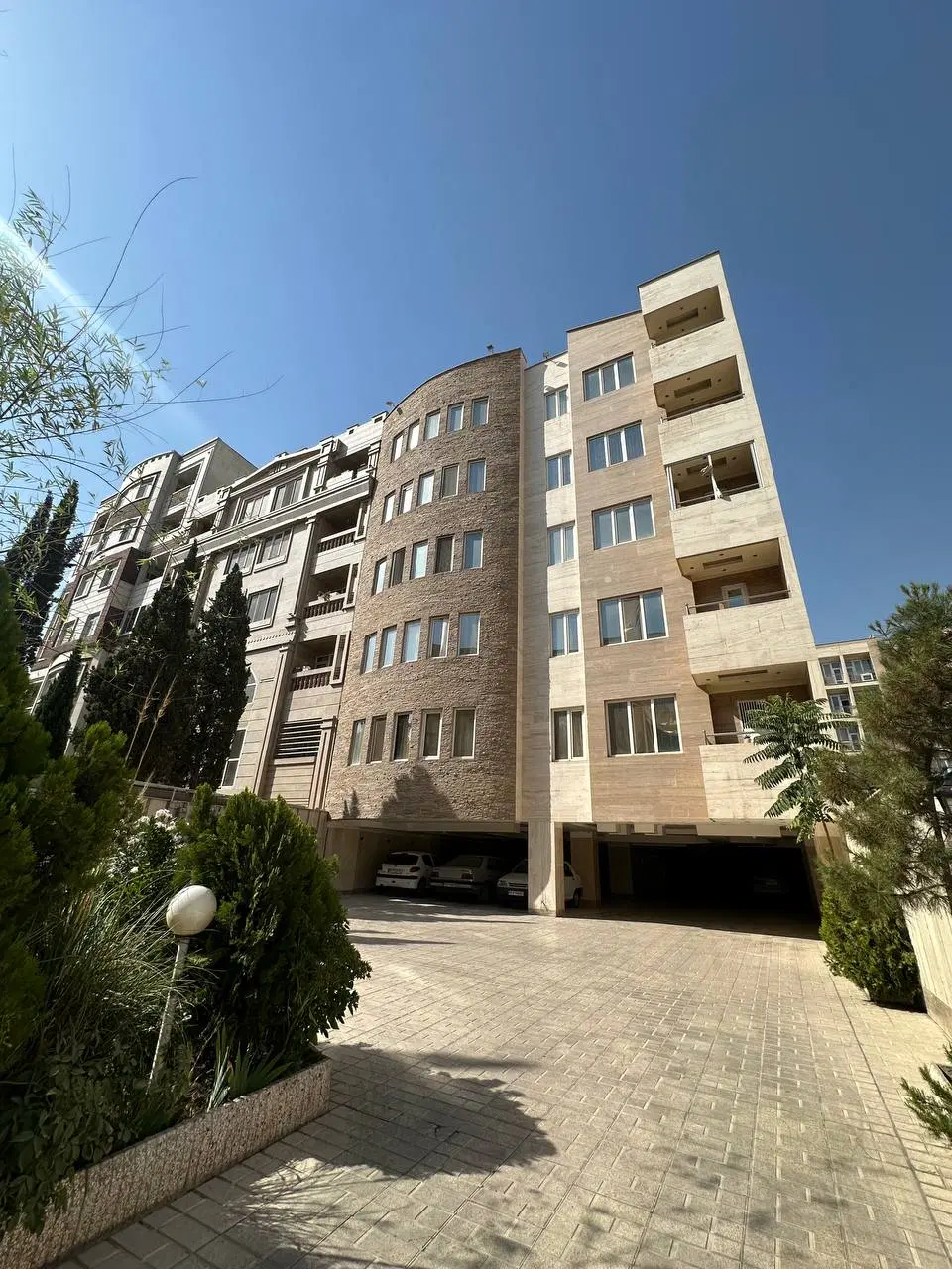 آپارتمان 111متر سنددار تخلیه