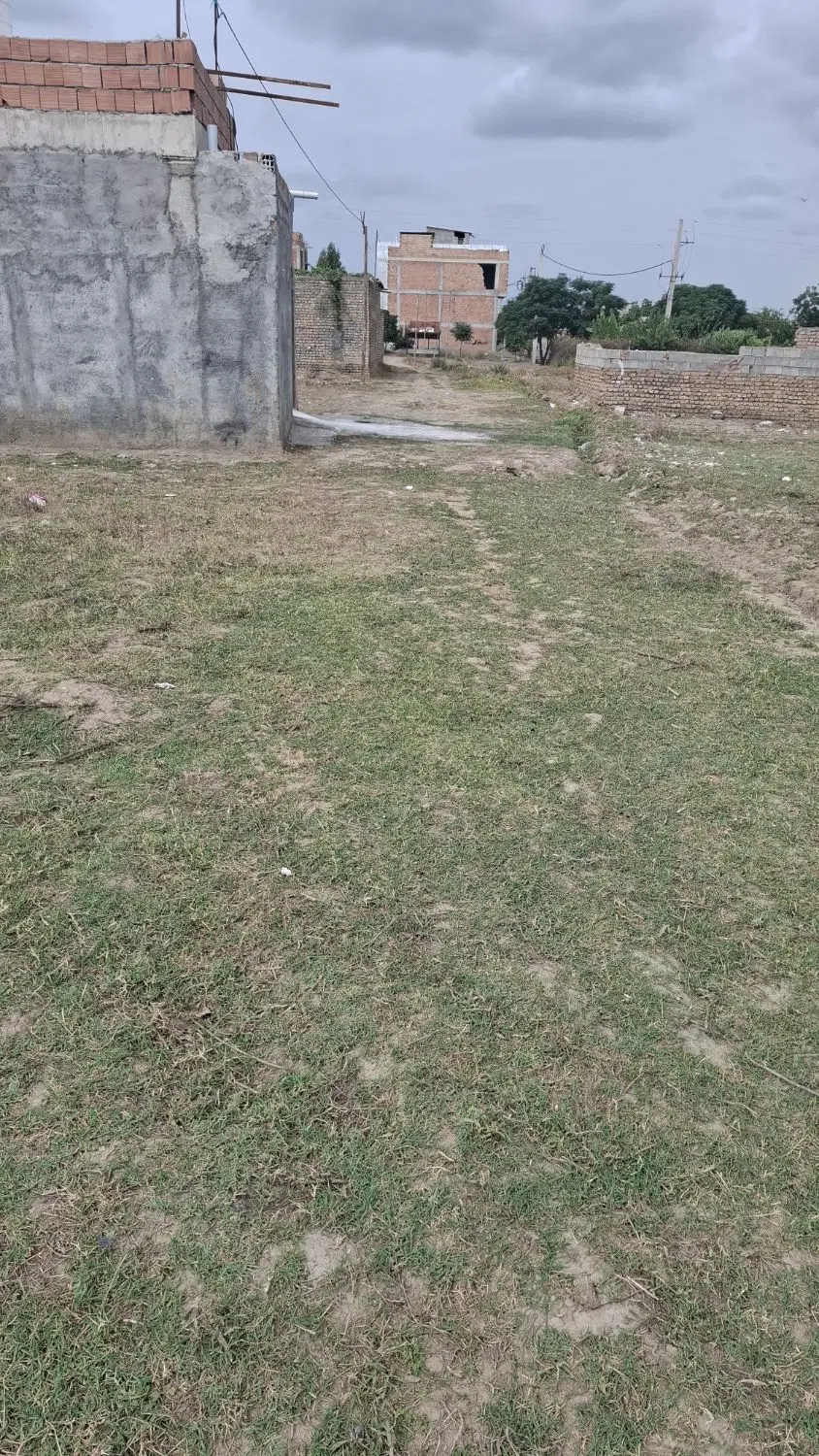 ۱۹۰ متر زمین