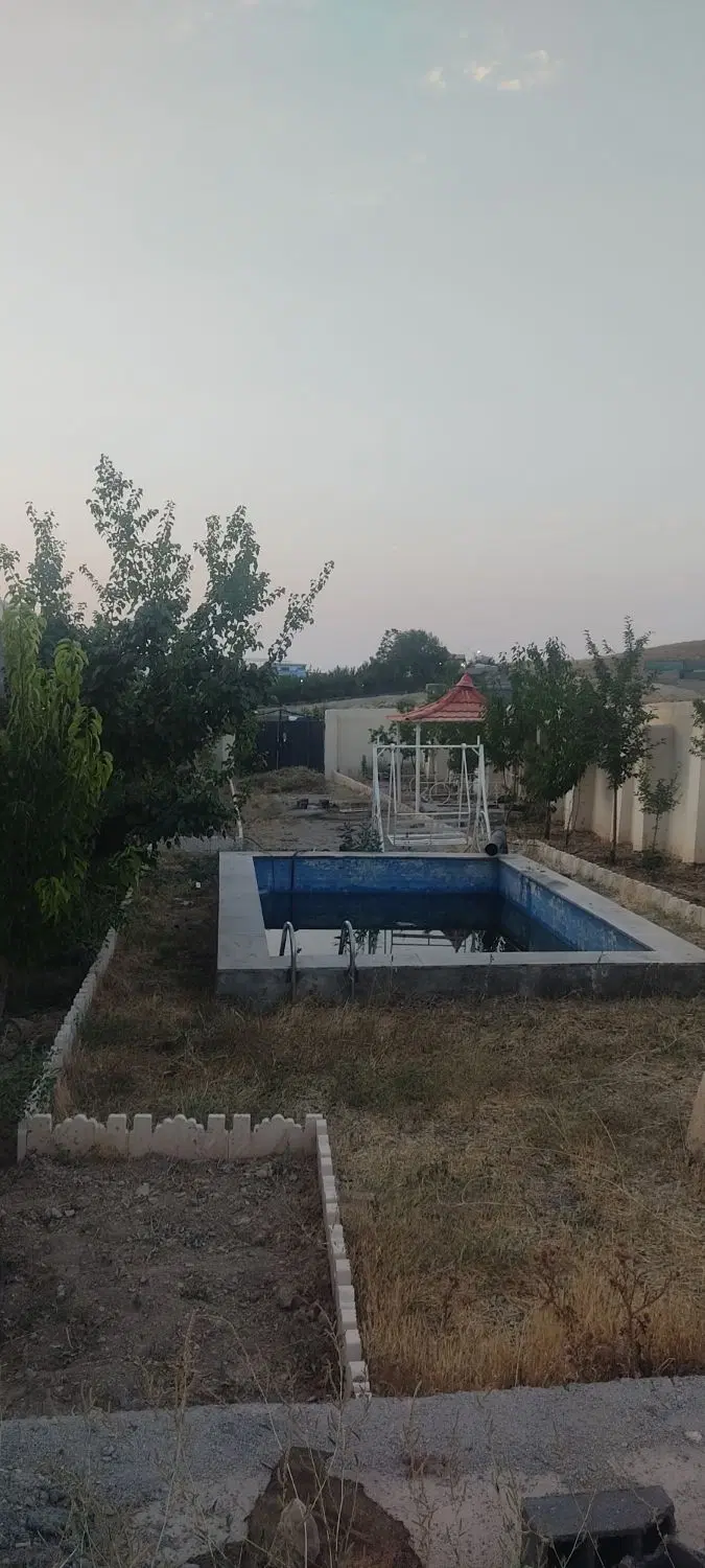 باغچه 400متری در ابسرد