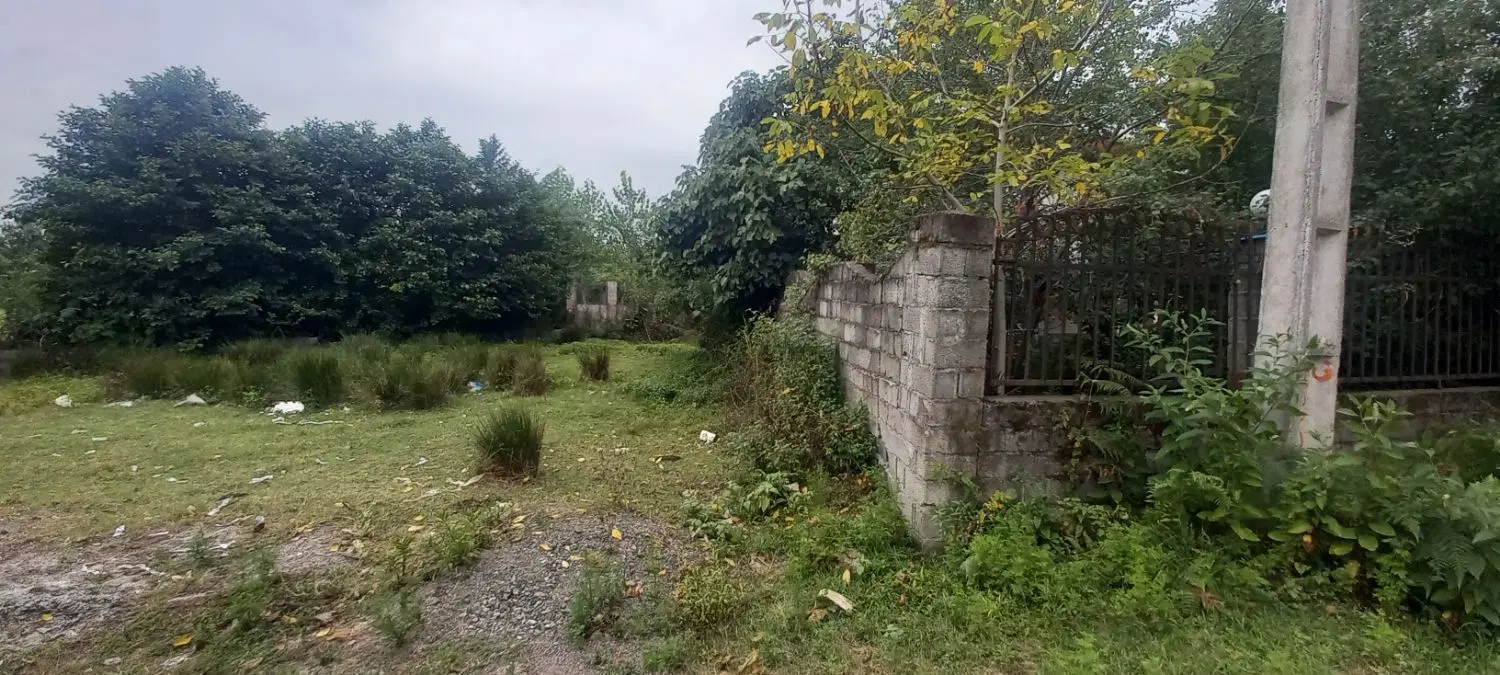 ۷۳۰ متر زمین با انشعابات