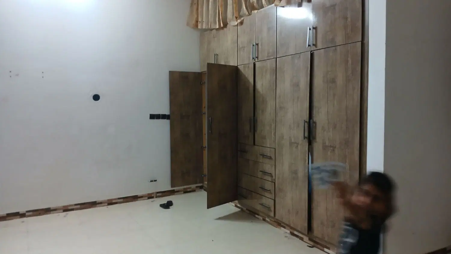 خانه فروشی قبا ۱۰۰ تمن زیر فی کارشناس
