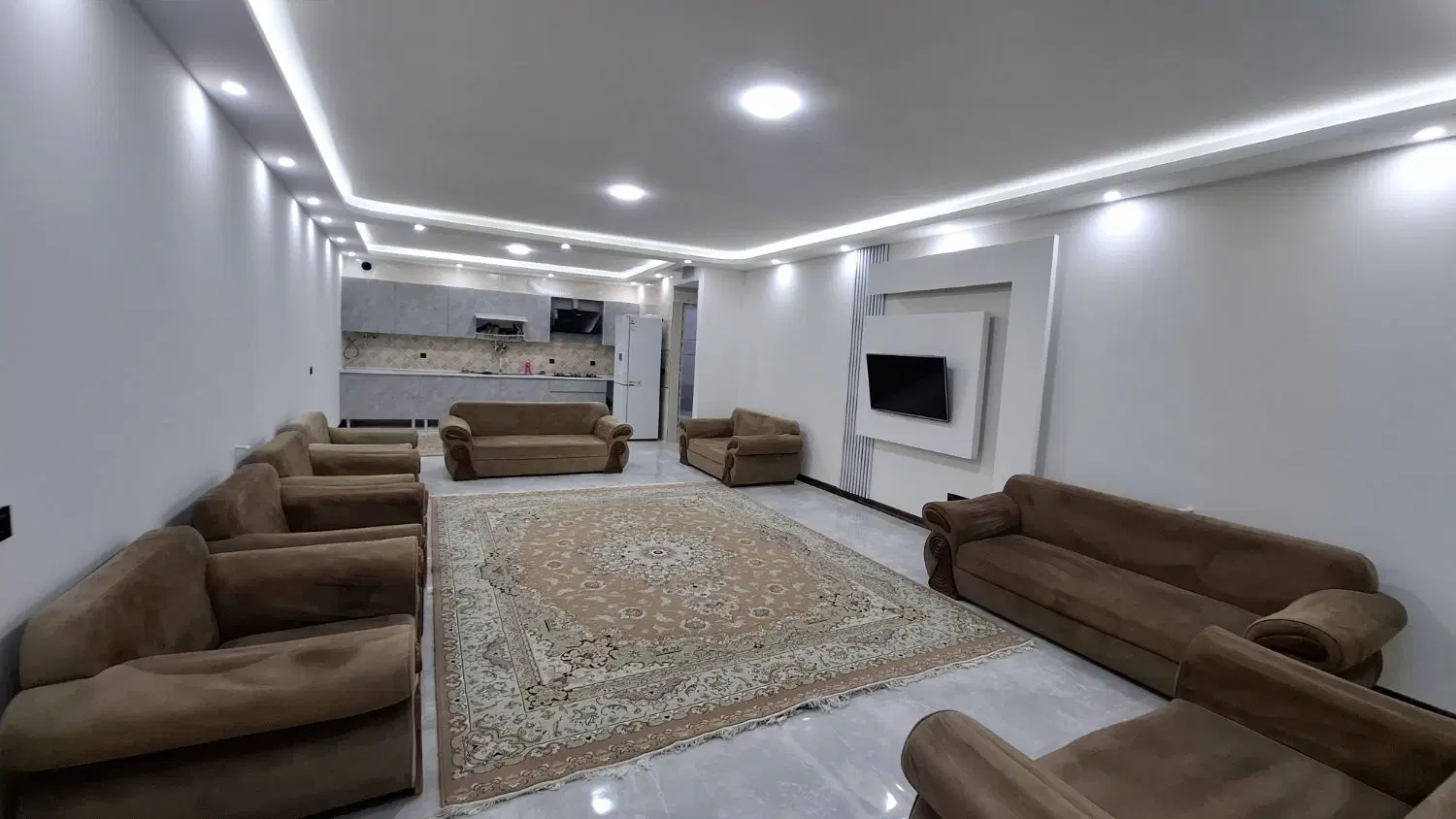 ویلای استخردار