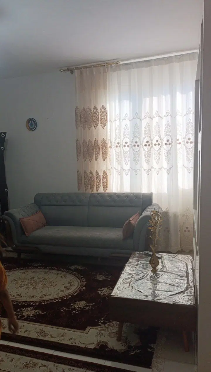 مهرگان در اجاره پردیسان