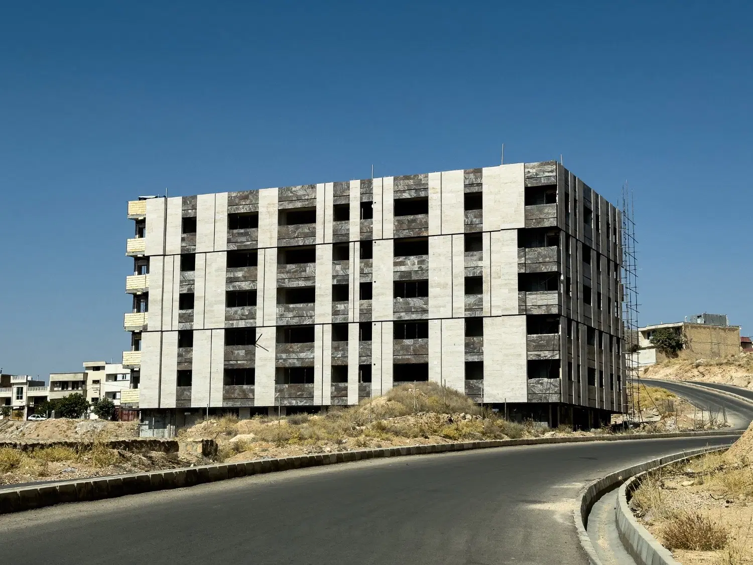 پیش‌فروش آپارتمان