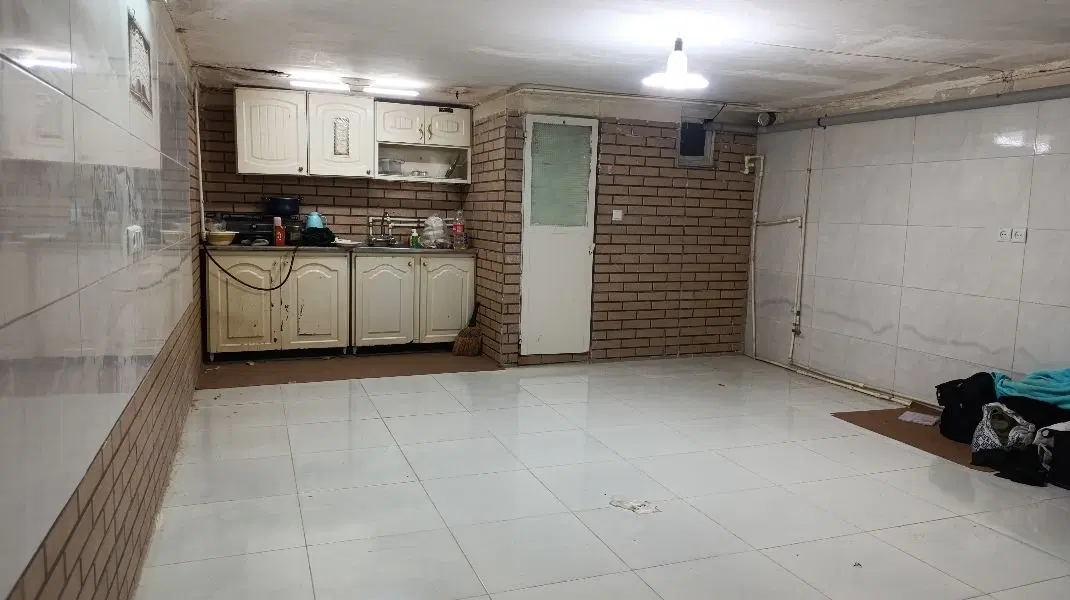 منزل مسکونی ۳ طبقه ویلایی ( قابل تهاتر با ملک مشهد