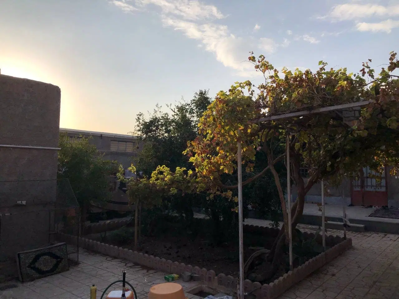ملک ویلایی بزرگ