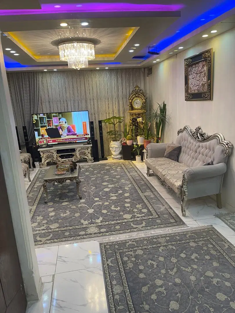 آپارتمان ۷۸ متری بازسازی شده و لوکس