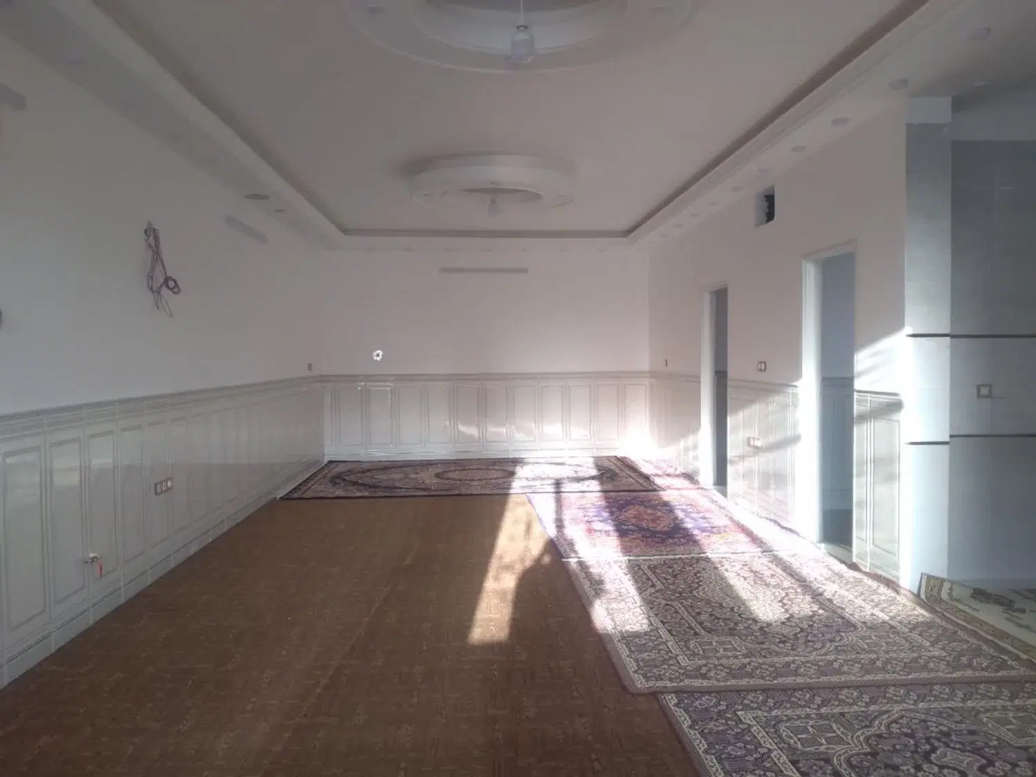 فروش ویلایی ۱۴۰ متری قنوات