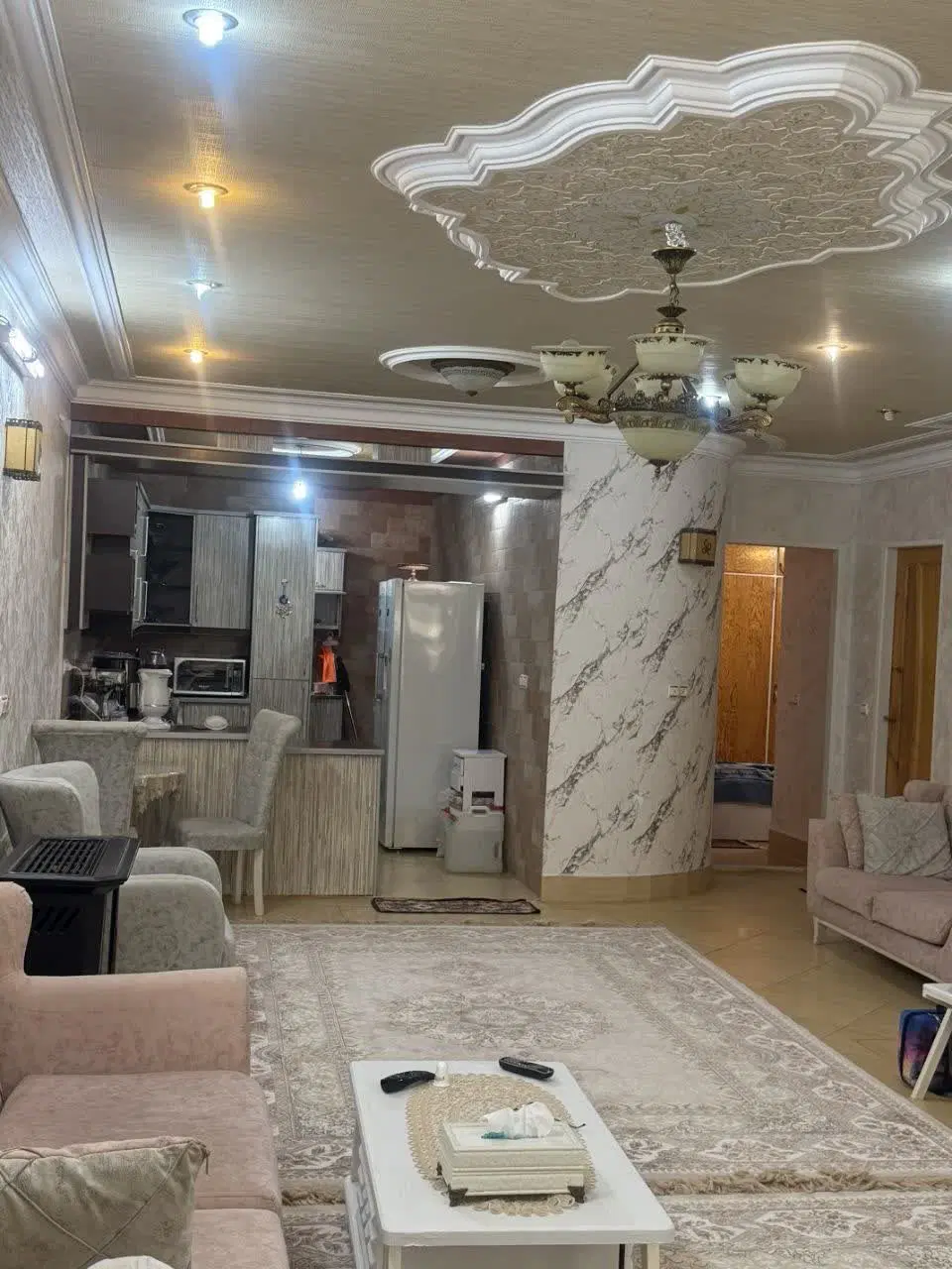 بلوار کشاورز _۱۲۰ متری _ دوخواب _ شیک و تمیز