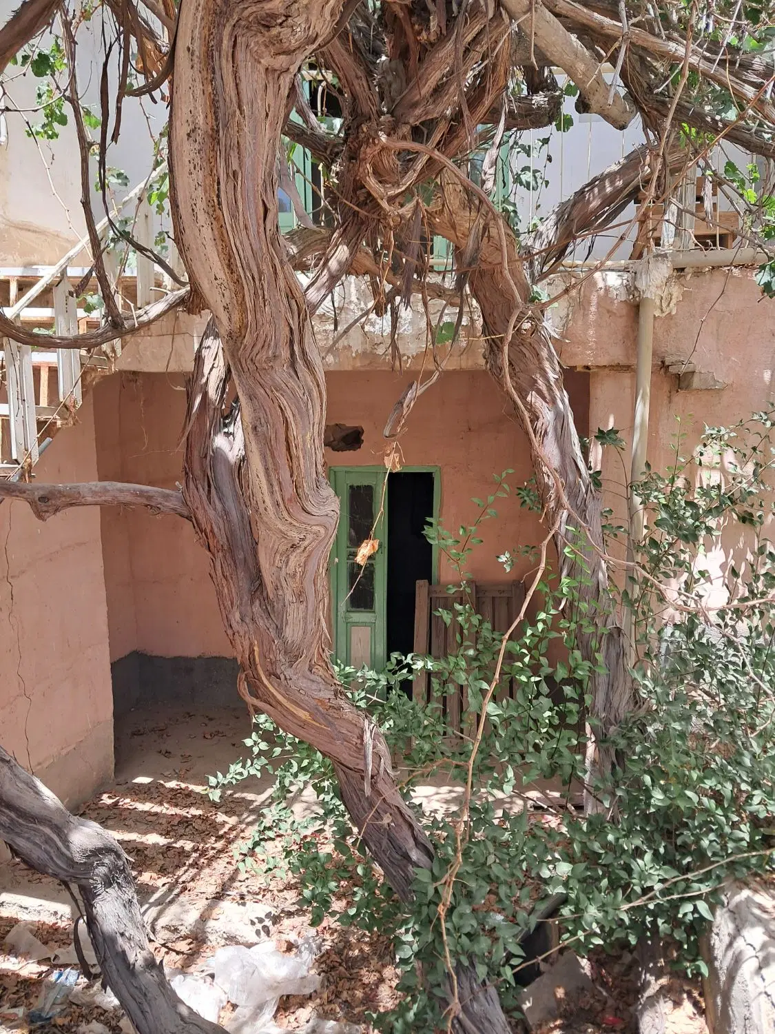 خانه ویلایی قدیمی