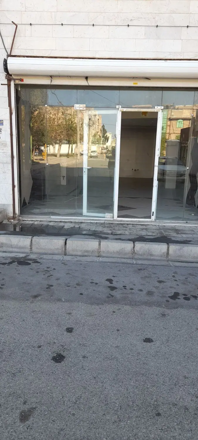 اجاره ورهن مغازه ۸۰ متری