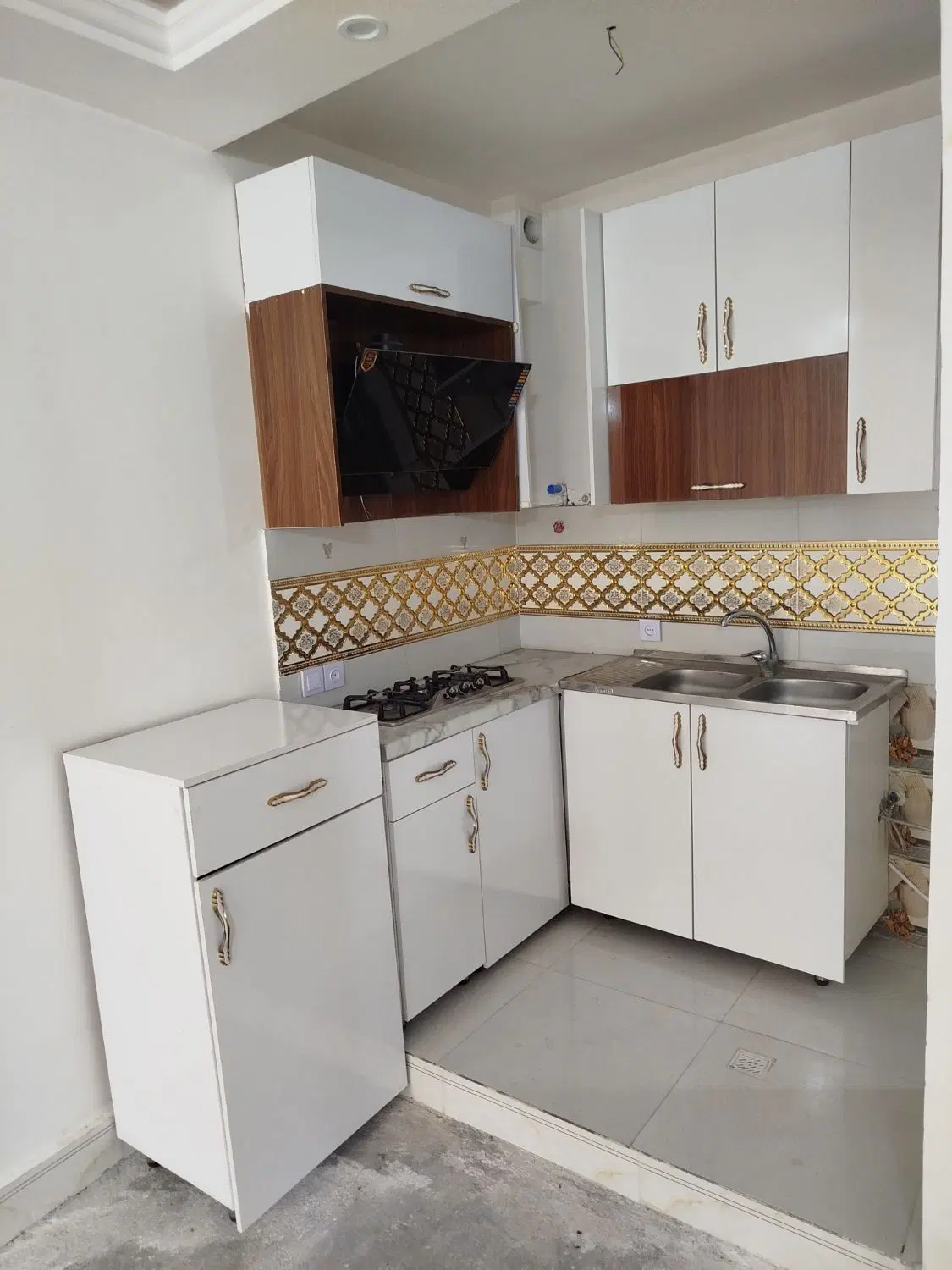 ۲ طبقه ویلایی