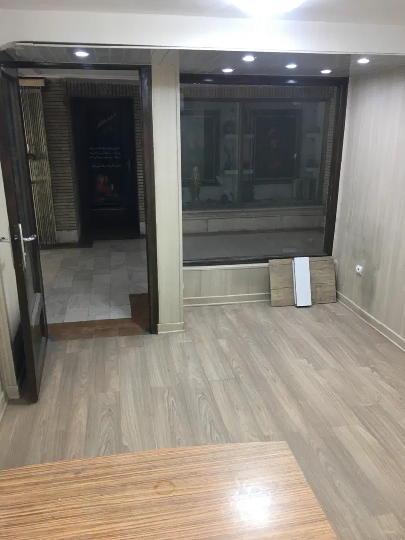 اجاره مغازه مجتمع تجاری چهارباغ عباسی طبقه اول