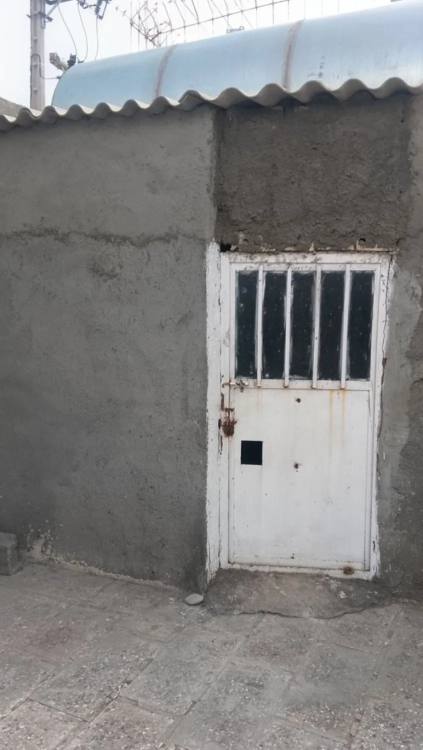 باغ ویلا استخردار
