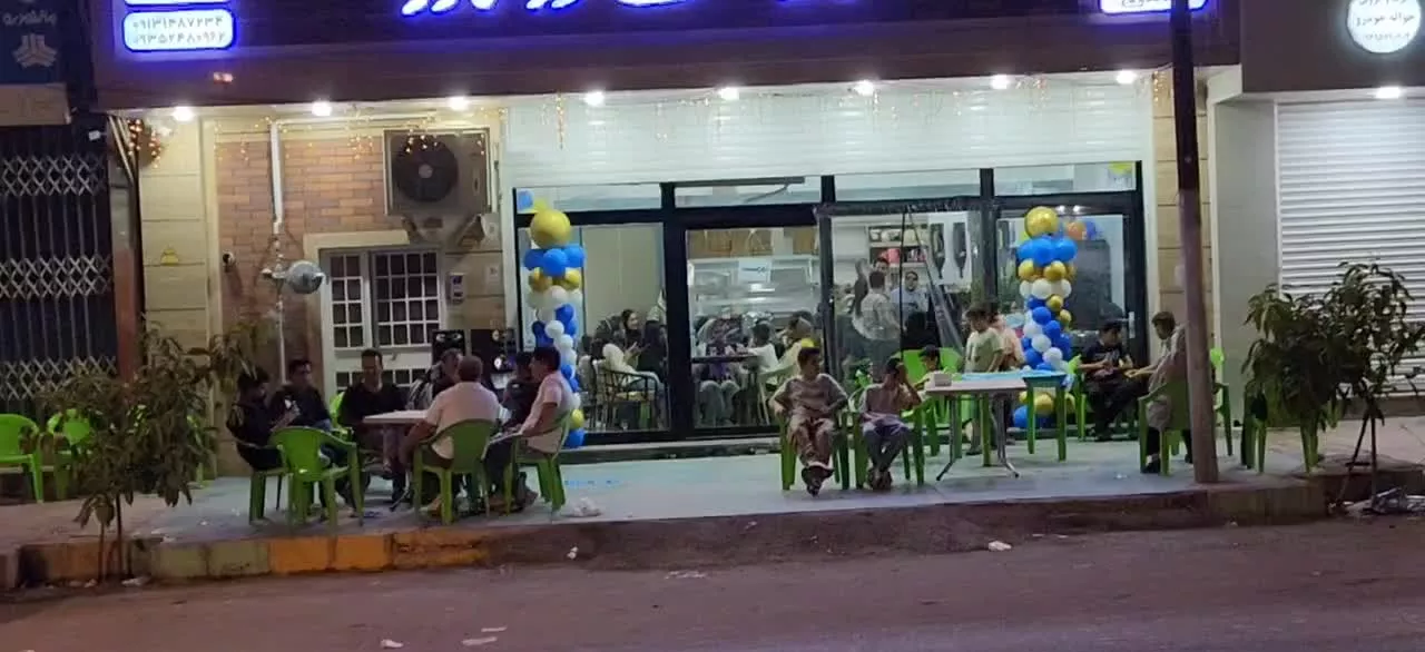 ملک تجاری مسکونی نبش چهارراه