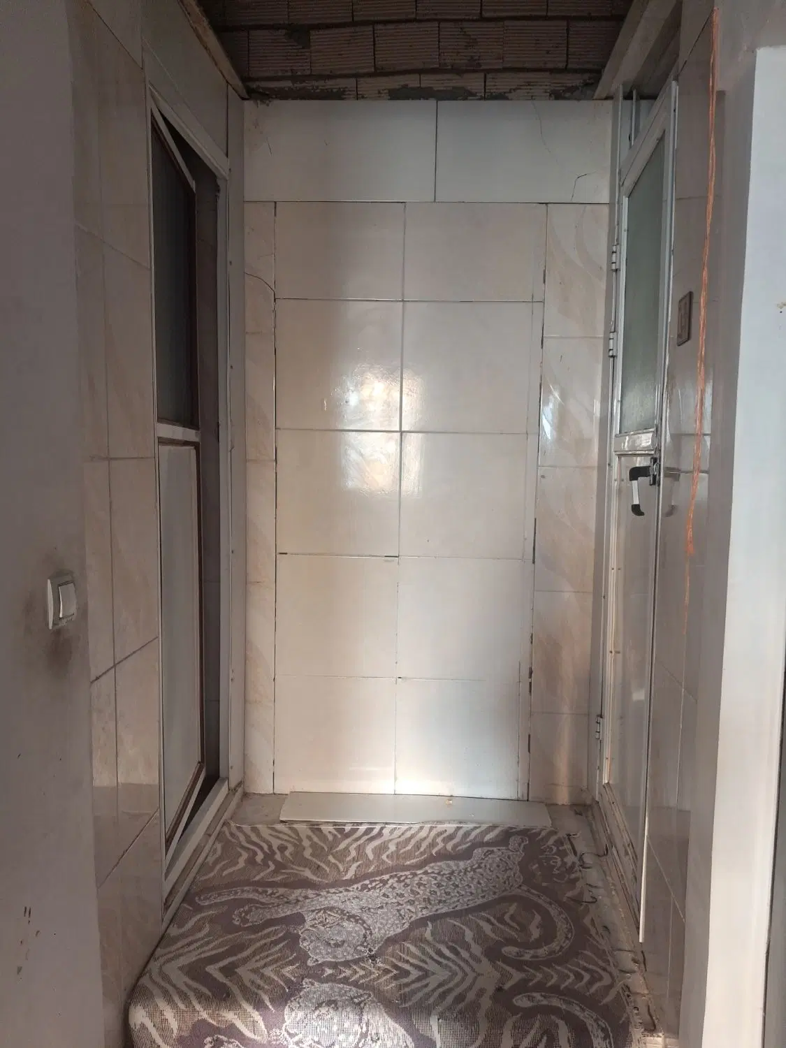 آپارتمان۷۰متری سی سخت