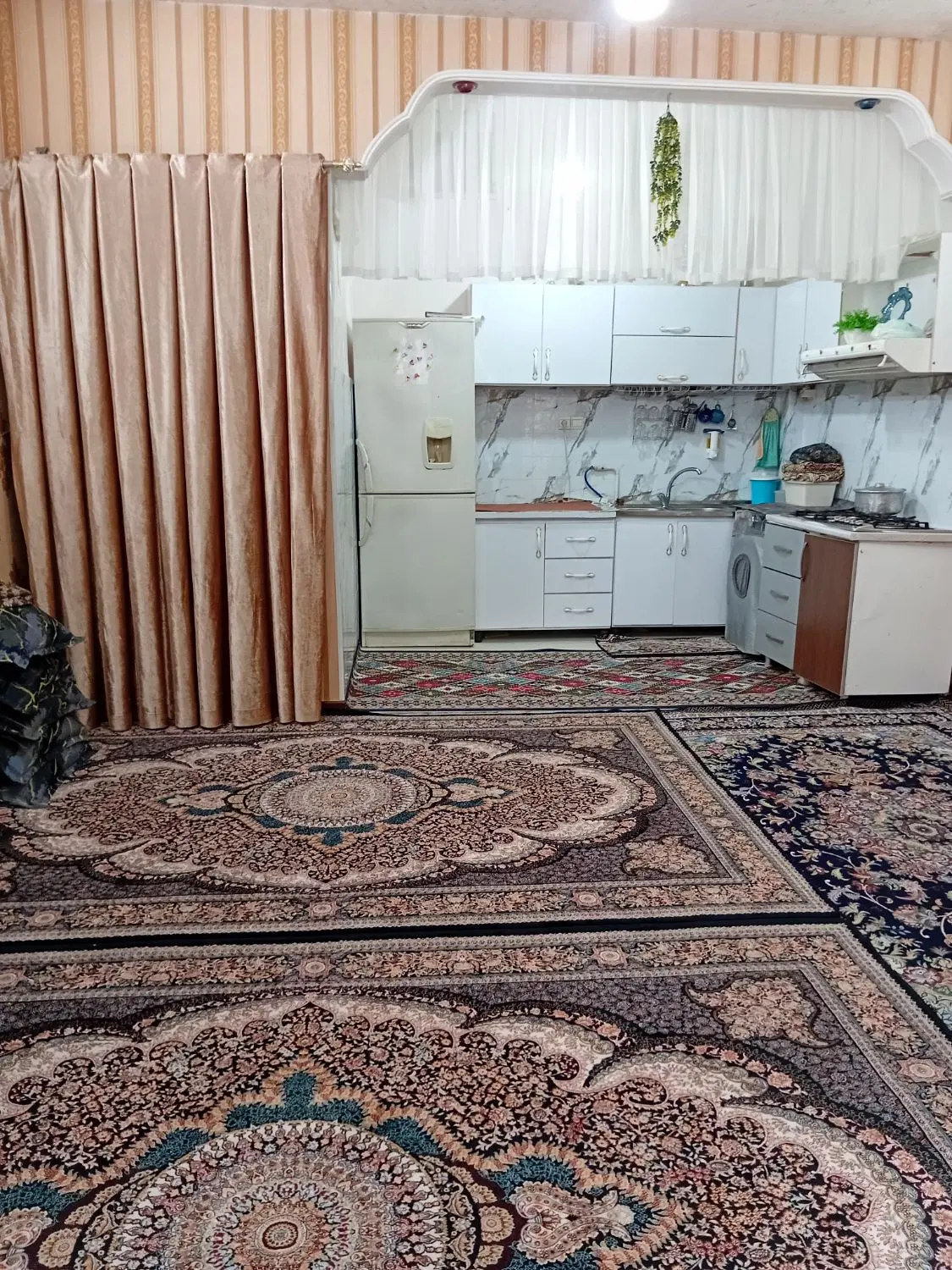 دو طبقه خونه دربست