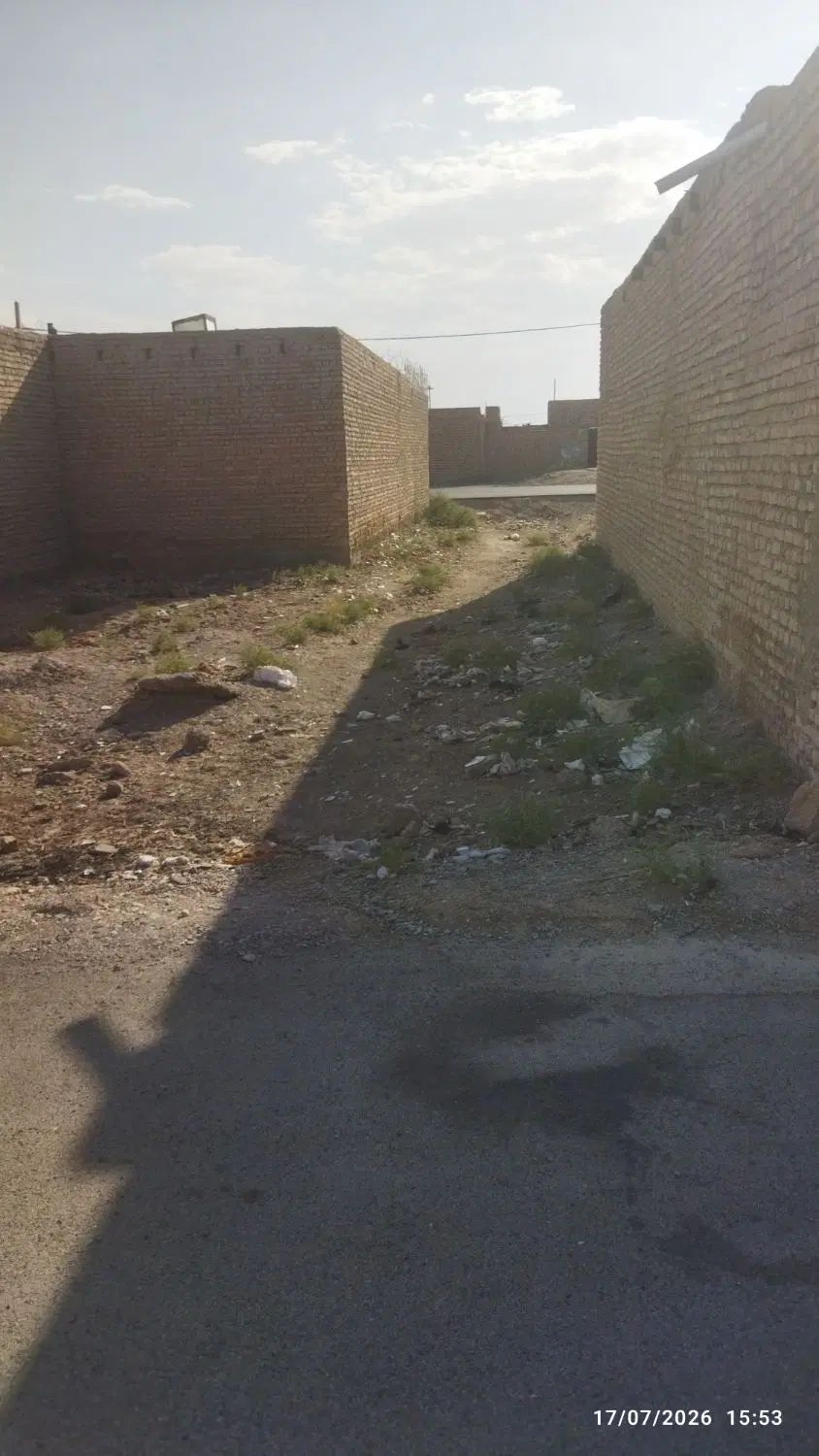 زمین خوش قواره