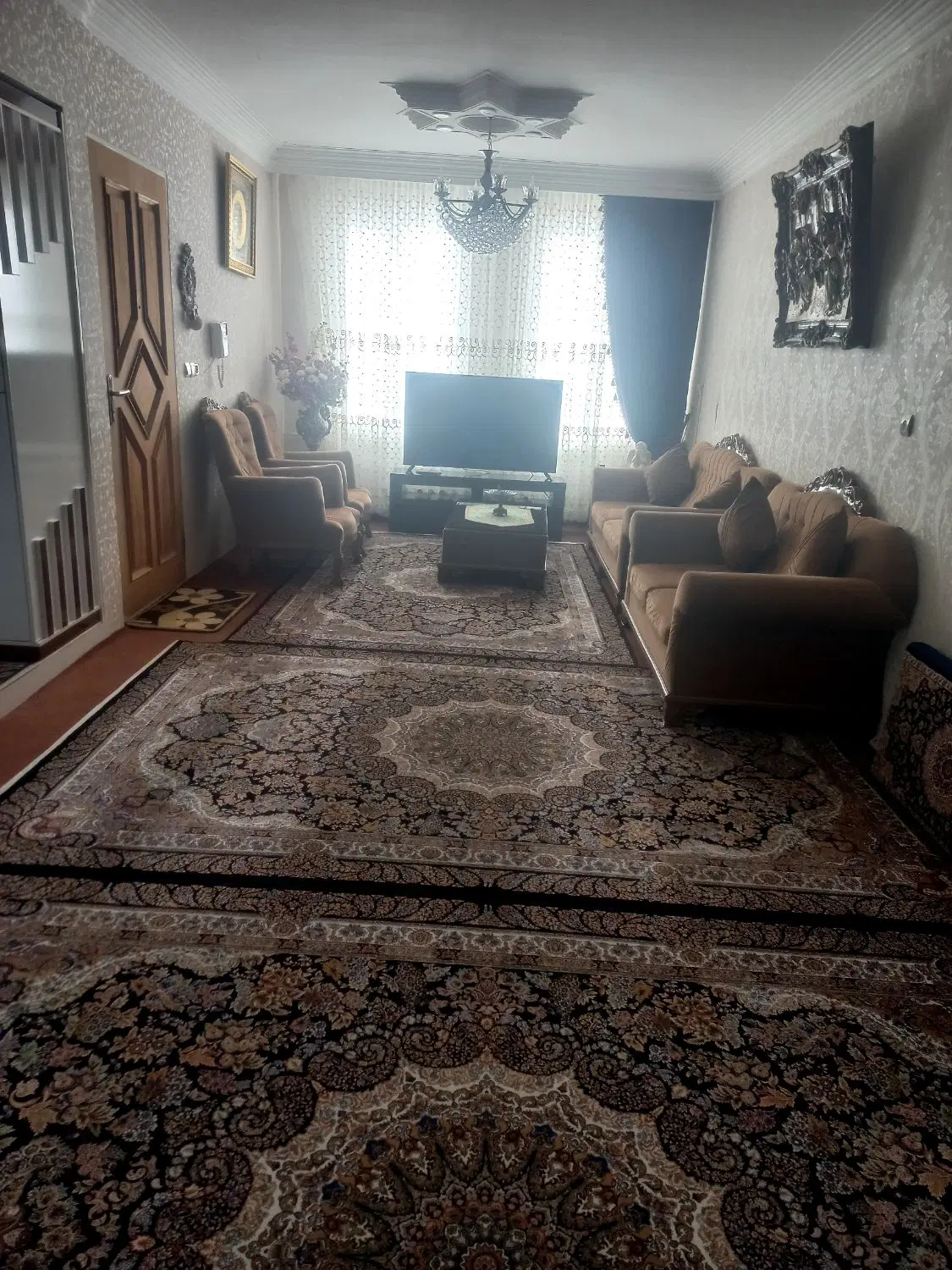 خانه ویلایی دو طبقه یکجا