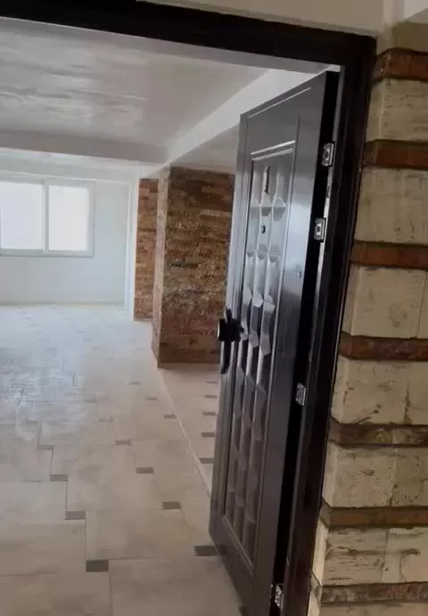 فروش واحد ۱۰۳ متری خشک