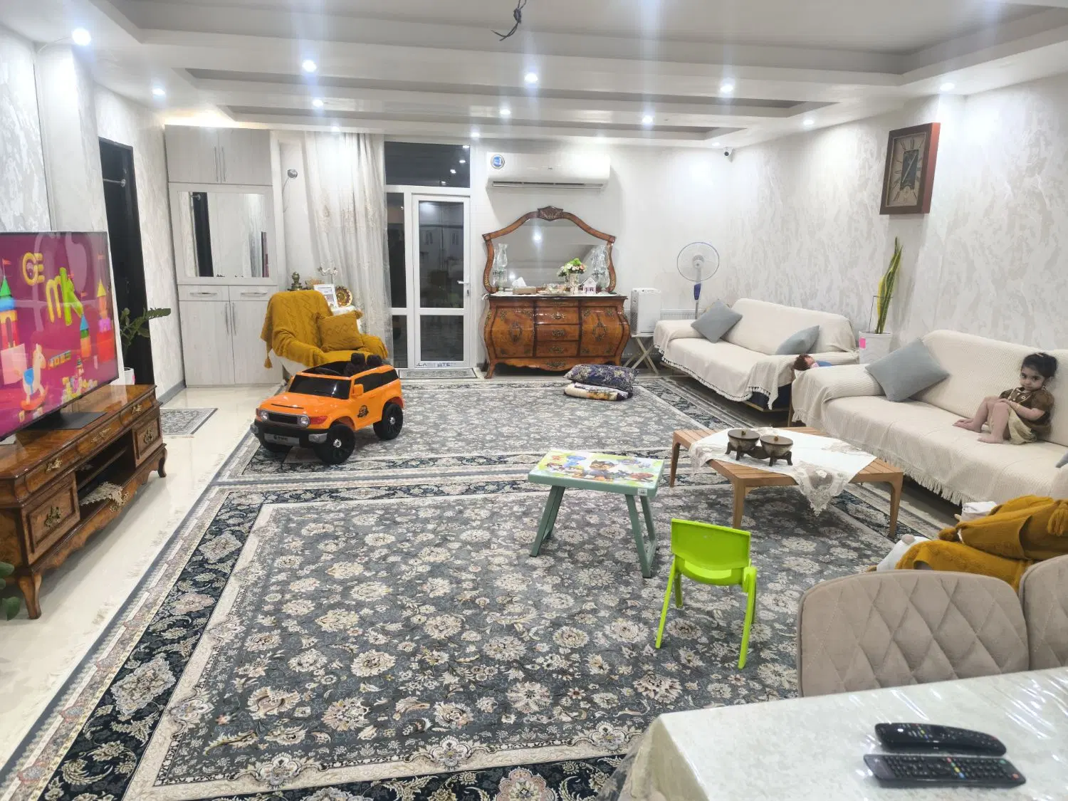 آپارتمان تک واحده ۱۴۵ متر