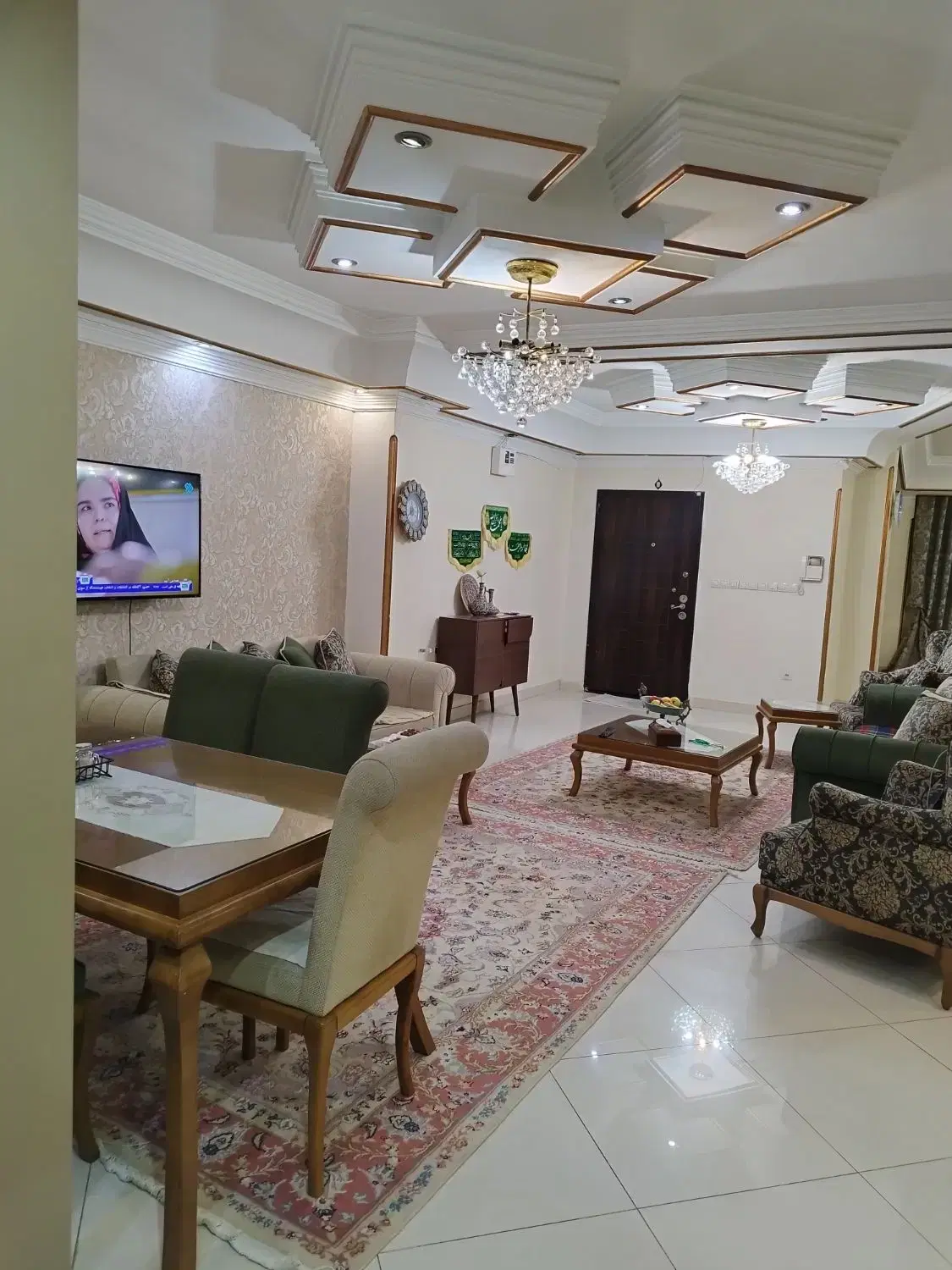 واحد ۱۸۶متری (تنها دو واحدی استثنایی شهرک بهاران)
